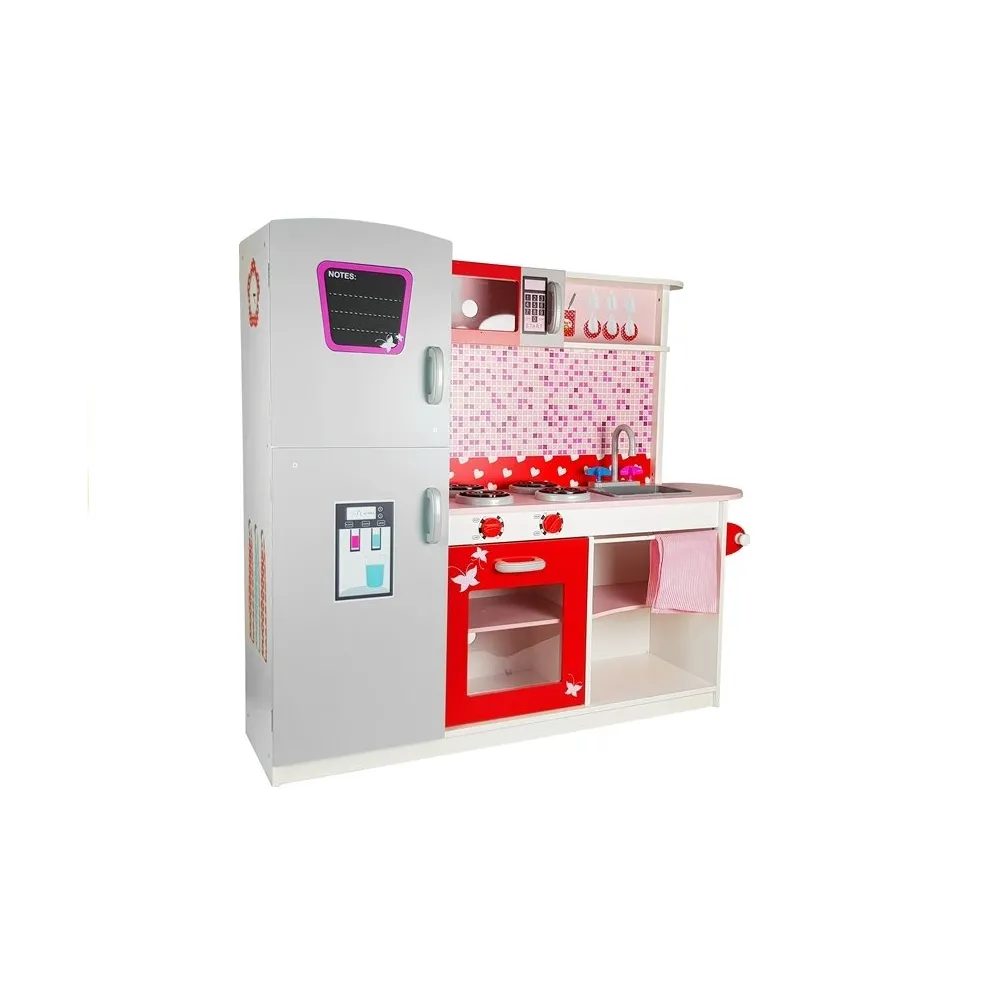 Otwierana lodówka z półkami w dziecięcej kuchni Jola