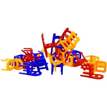 Opakowanie gry Spadające Krzesła z widocznymi elementami zestawu