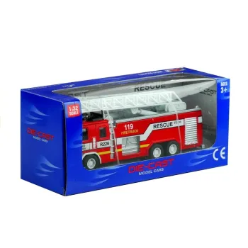 Samochodzik strażacki w opakowaniu jako pomysł na prezent