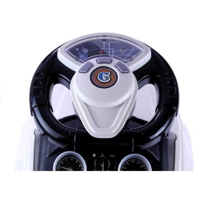 Jeździk na dużych kołach do nauki jazdy dla dziecka z funkcją melodii