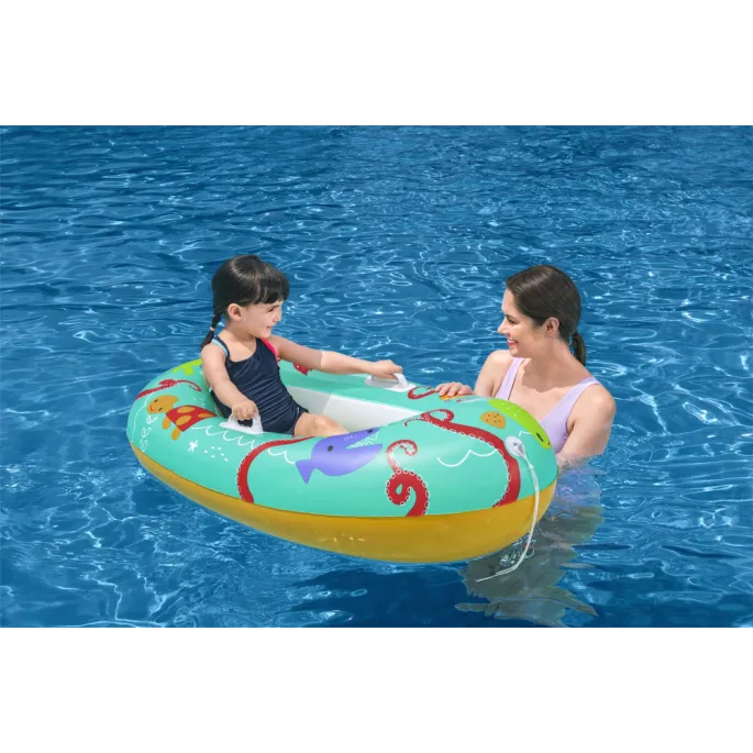 Kolorowy ponton dla dzieci do użytku podczas letniego wypoczynku