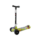 Hulajnoga dziecięca LED z kolorowymi świecącymi kołami i motywem czaszki