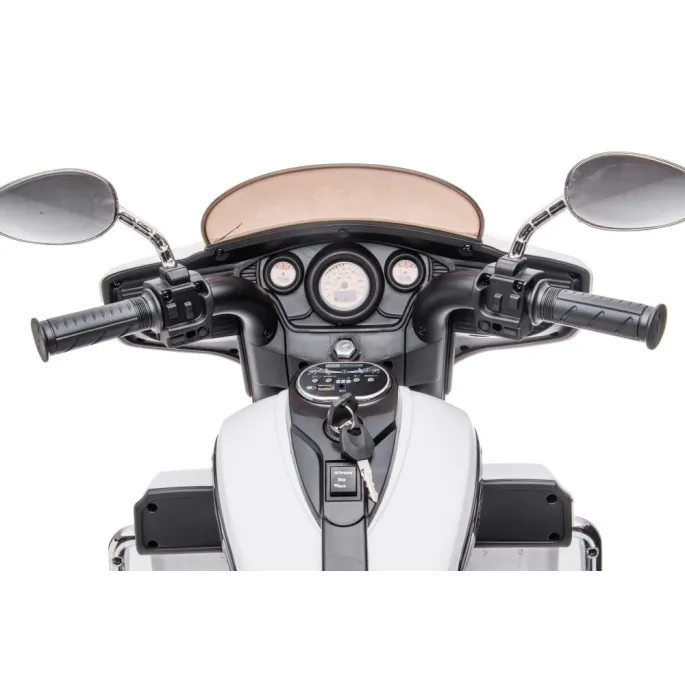 Motor Na Akumulator Trójkołowy Goldwing Biały