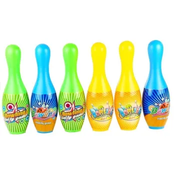 Zabawa w kręgle na świeżym powietrzu i w domu dla dzieci powyżej 3 lat