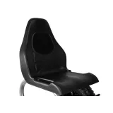 Kompletny gokart na pedały B012 czarny prezentowany w ogrodzie