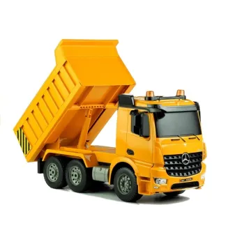 Wywrotka Mercedes Arocs podczas zabawy na placu budowy