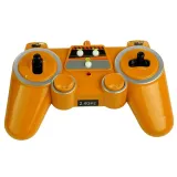 Wywrotka Mercedes Arocs RC prezentowana w dłoniach dziecka