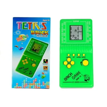 Zielona gra elektroniczna Tetris z żółtymi przyciskami w wersji kieszonkowej