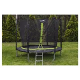 Bezpieczna, solidna trampolina LEAN SPORT PRO 8ft z widoczną drabinką
