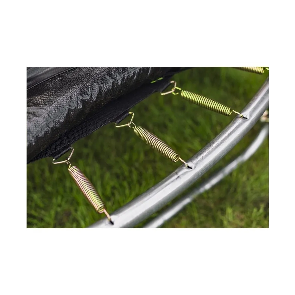 Szczegół ujęcia siatki ochronnej trampoliny LEAN SPORT PRO 8ft
