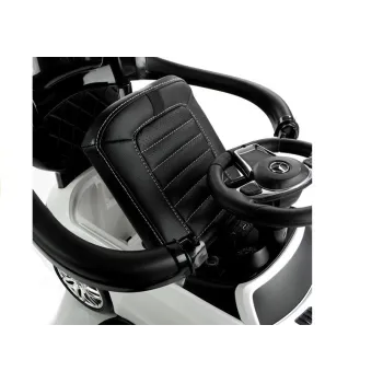 Panel muzyczny jeździka Mercedes GLE 63 z wejściem USB