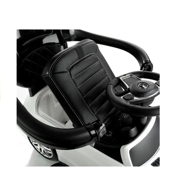 Panel muzyczny jeździka Mercedes GLE 63 z wejściem USB