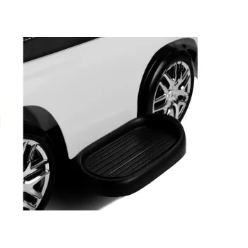 Eleganckie opakowanie jeździka Mercedes GLE 63 idealne na prezent