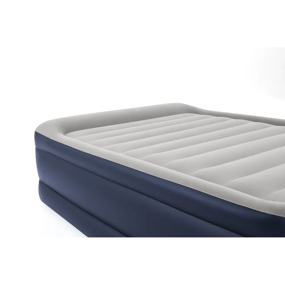 Dwuosobowy materac Bestway z flokowaną powierzchnią na kempingu