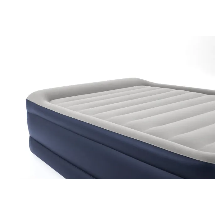 Dwuosobowy materac Bestway z flokowaną powierzchnią na kempingu