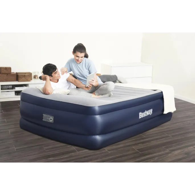 Łatwe rozkładanie materaca Bestway dzięki pompie elektrycznej