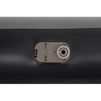 Zestaw: materac dmuchany Bestway oraz łatka naprawcza na tle namiotu