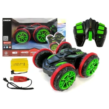 Auto R/C terenowe z napędem 4x4 dla dzieci na białym tle
