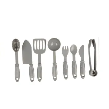 Kompletny zestaw kuchenny z realistycznymi warzywami