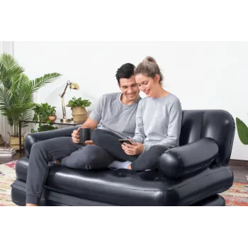 Zbliżenie na detale podłokietników dmuchanej sofy Bestway 75056