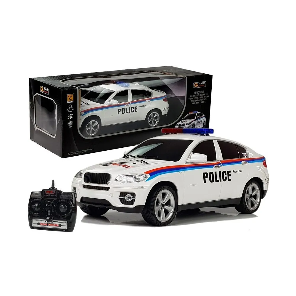 Zdalnie sterowany samochód policyjny coupe na białym tle w skali 1:14