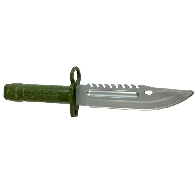 Kamizelka kuloodporna i krótkofalówka z zestawu wojskowego