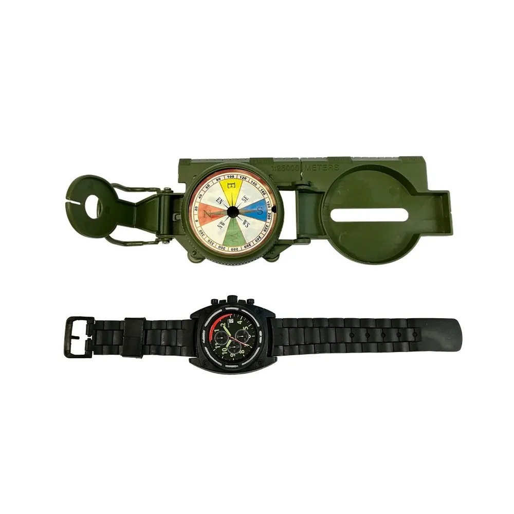 Manierka oraz nieśmiertelnik z akcesoriami militarnymi dla dzieci