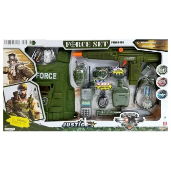 Opakowanie zestawu wojskowego z widocznymi militarnymi dodatkami