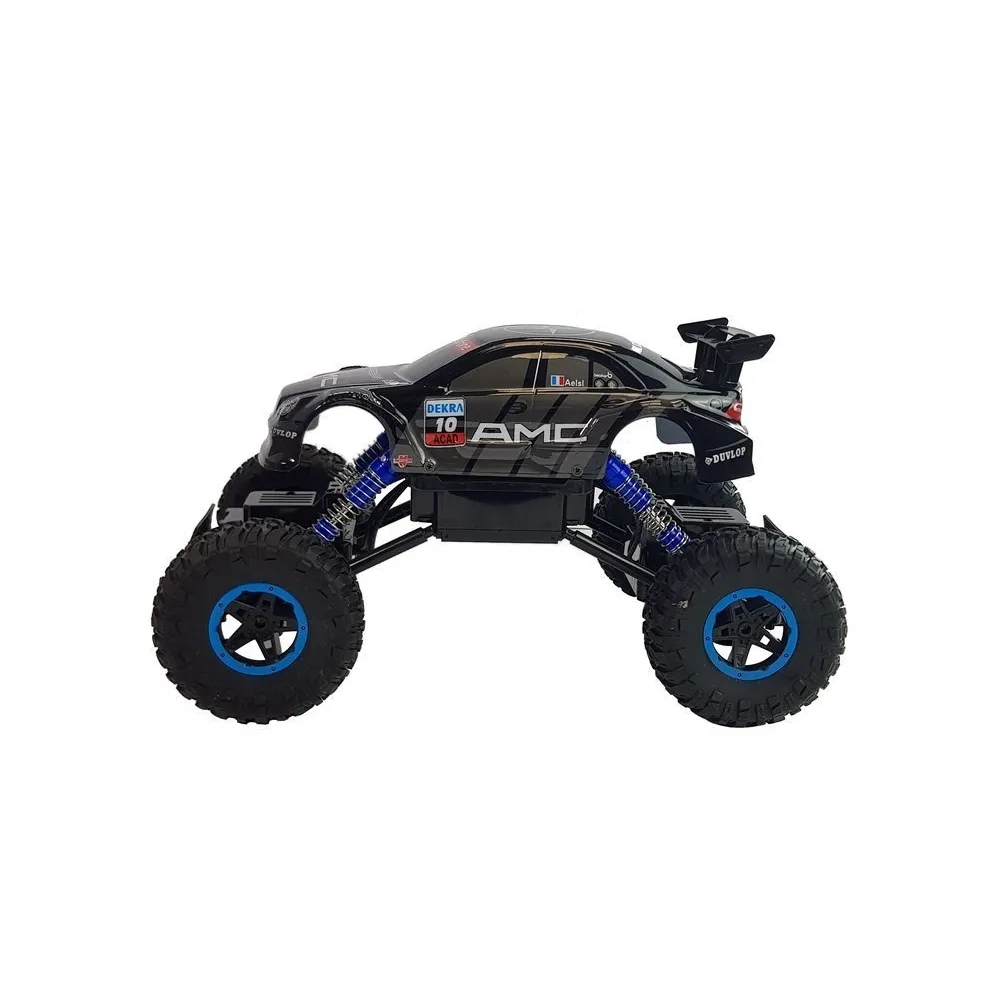 Auto terenowe zdalnie sterowane w skali 1:14 na zewnątrz