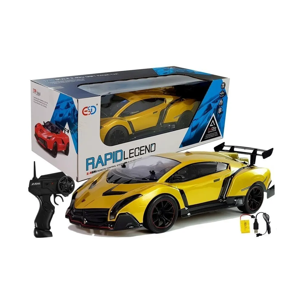 Złote zdalnie sterowane sportowe autko 1:10 na tle białym