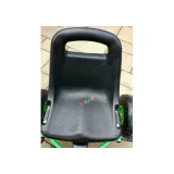 Widok boczny gokarta dziecięcego zielonego A-15