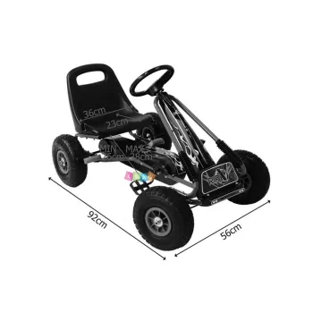 Elementy montażowe gokarta A-15 rozłożone przed złożeniem