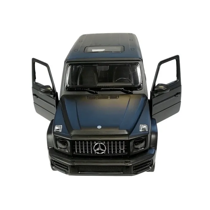 Mercedes G63 Rastar RC widok z boku na terenowej nawierzchni