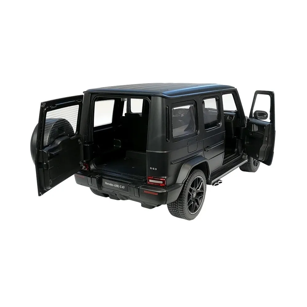 Pilot radiowy 2,4 GHz do Mercedesa G63 Rastar z bliska