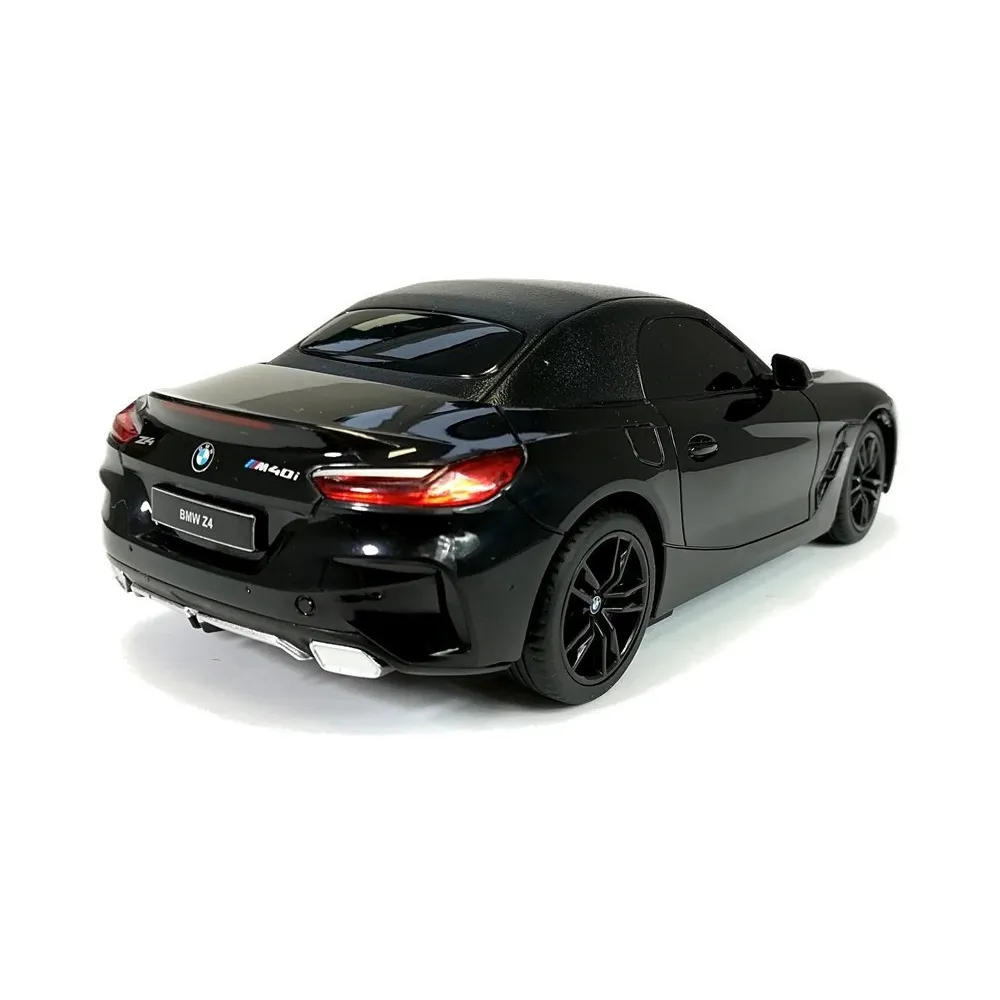 Zbliżenie detali modelu BMW Z4 Roadster Rastar w kolorze czarnym