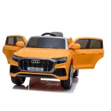 Auto na Akumulator Audi Q8 JJ2066 Żółty Lakierowany