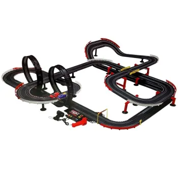 Zbliżenie na kontrolery prędkości dołączone do toru wyścigowego dla dzieci