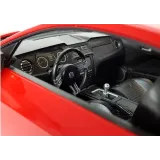 Opakowanie z witrynką prezentujące czerwony Ford Shelby Rastar 1:14 RC