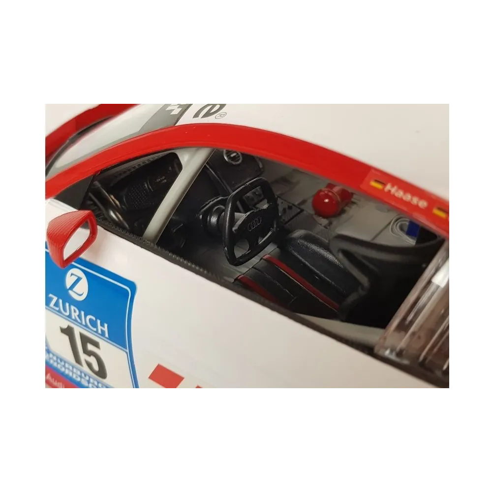 Detale karoserii i wnętrza modelu Audi R8 LMS zdalnie sterowanego