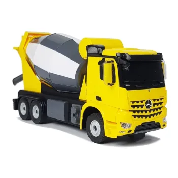 Auto R/C Mercedes-Benz Arocs żółte idealne dla fanów pojazdów budowlanych