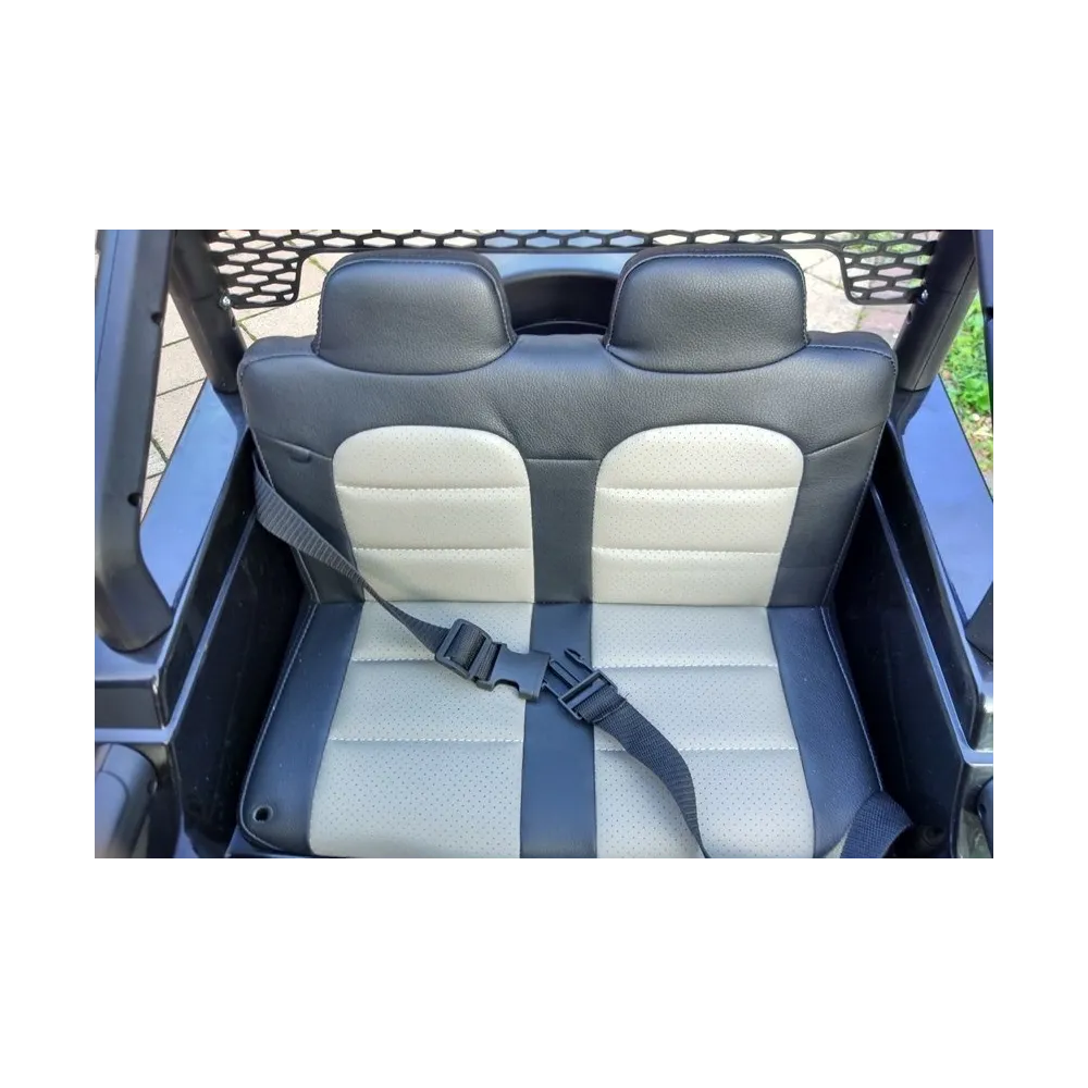 Auto na Akumulator S2388 Jeep Czarny 4x45W