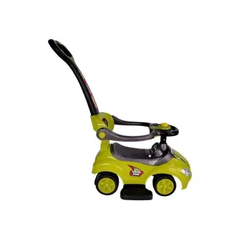 Widok żółtego autka na kółkach z rączką do pchania