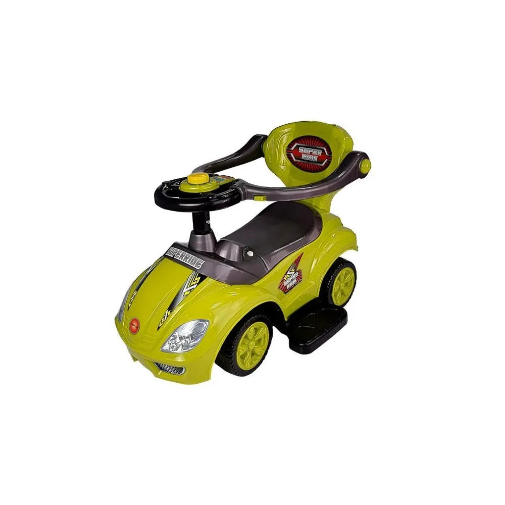 Jeździk Mega Car podczas zabawy w domu