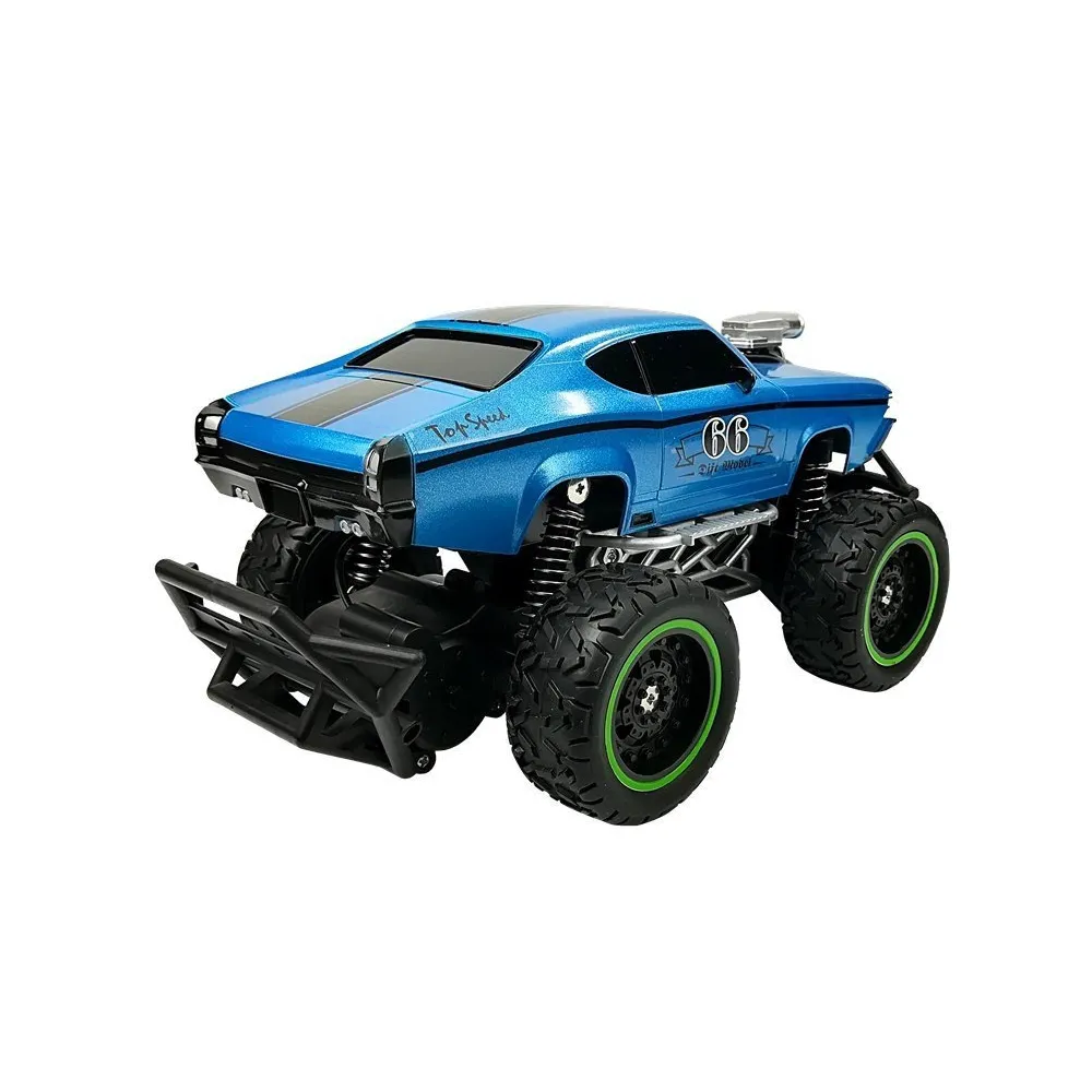 Samochód zdalnie sterowany RC w dynamicznej pozie do jazdy terenowej