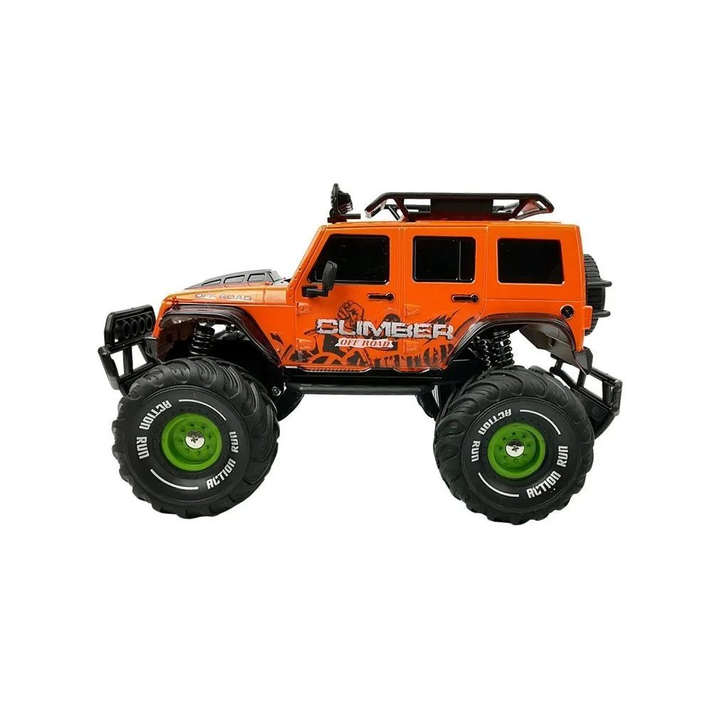 Duże, miękkie gumowe koła zbliżenie na szczegóły auta RC jeep