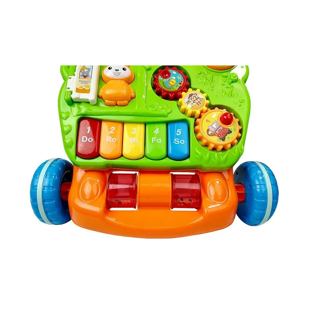 Pchacz z silikonowymi kołami zapewniający bezpieczeństwo podczas zabawy