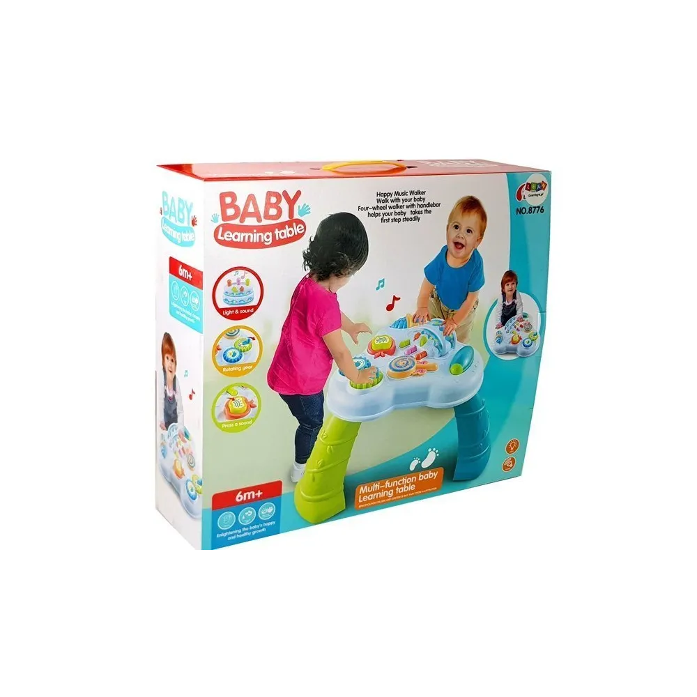 Edukacyjny stolik z ozdobnym tortem i bezpiecznymi materiałami