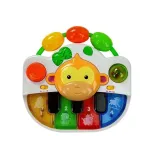 Detale pianinka edukacyjnego: klawisze i kolorowe elementy