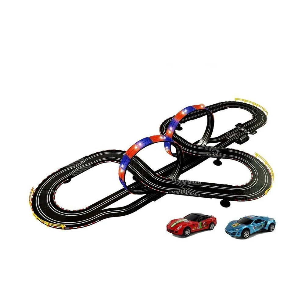 Tor Top Turbo z efektami świetlnymi LED i dwoma kolorowymi samochodzikami