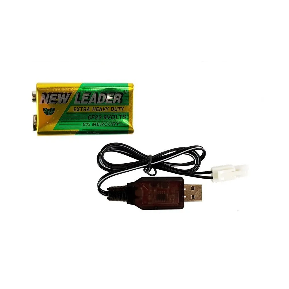 Zbliżenie pilota do zdalnego sterowania wozem strażackim R/C